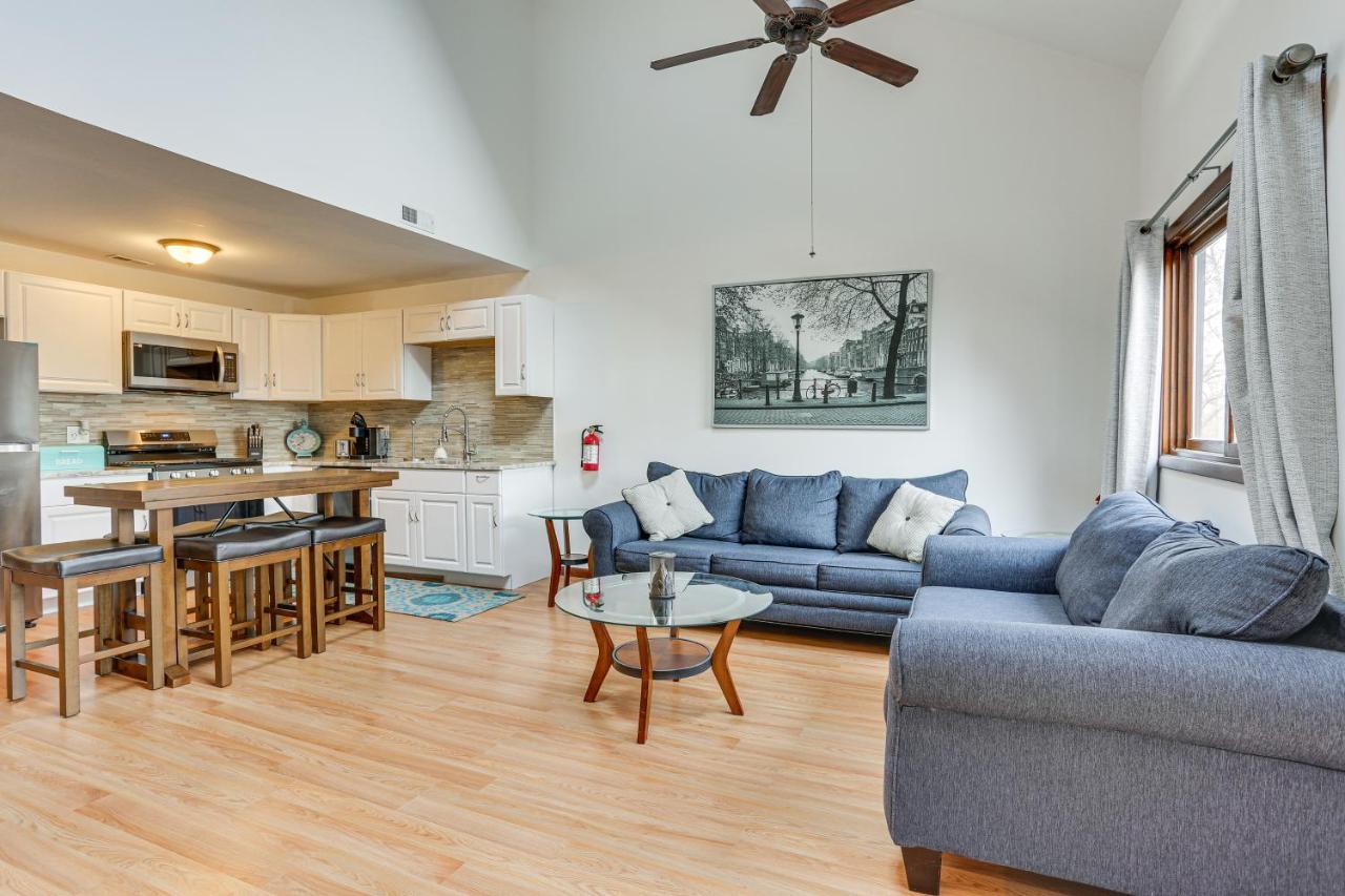 Township With Balcony Near Lifts! Apartment *